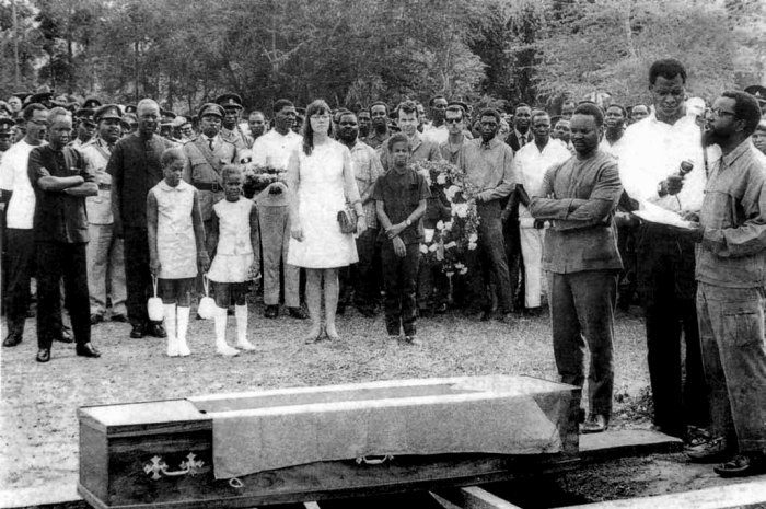 birthe_mondlane_funeral_pinterest_700px_80_100