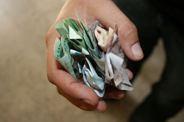 22320044660_a9e7d9c016_z