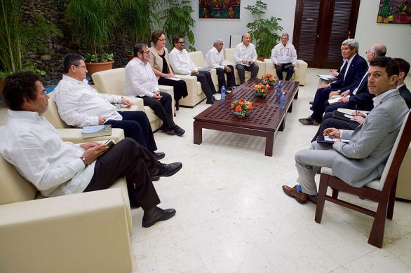 secretary_kerry_meets_with_farc_leaders_in_havana_cuba_25946593236