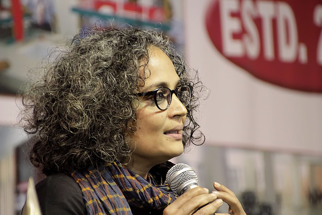 1024px-arundhati_roy_man_booker_prize_winner