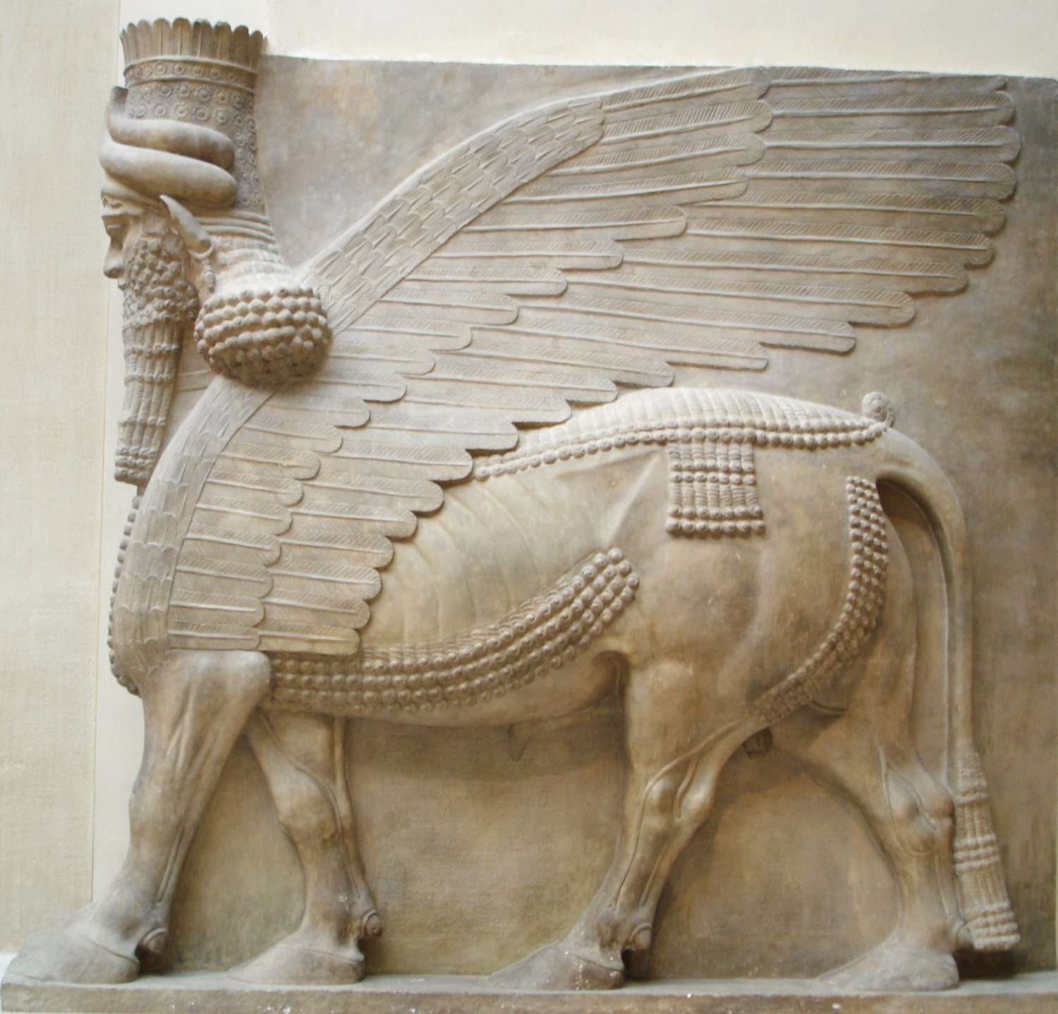 human_headed_winged_bull_profile