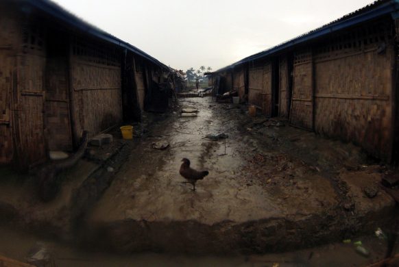 02-03-2017-myanmar-g0690223_idp_camp_rakhine_pierre_peron_ocha_arkiv