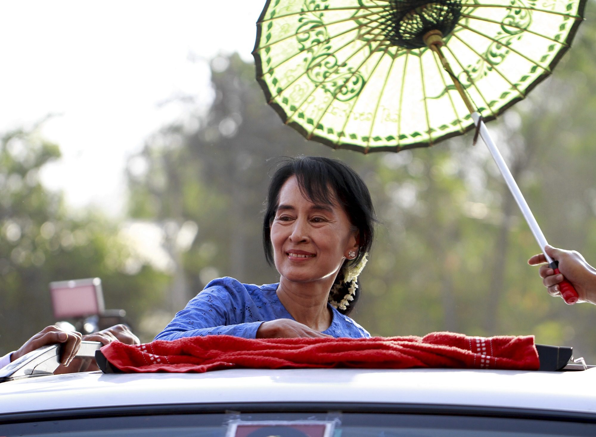suu-kyi-khawmu-campaign_2012_wiki