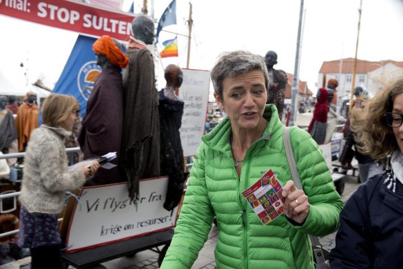 9041667512_0e26b6b089_k