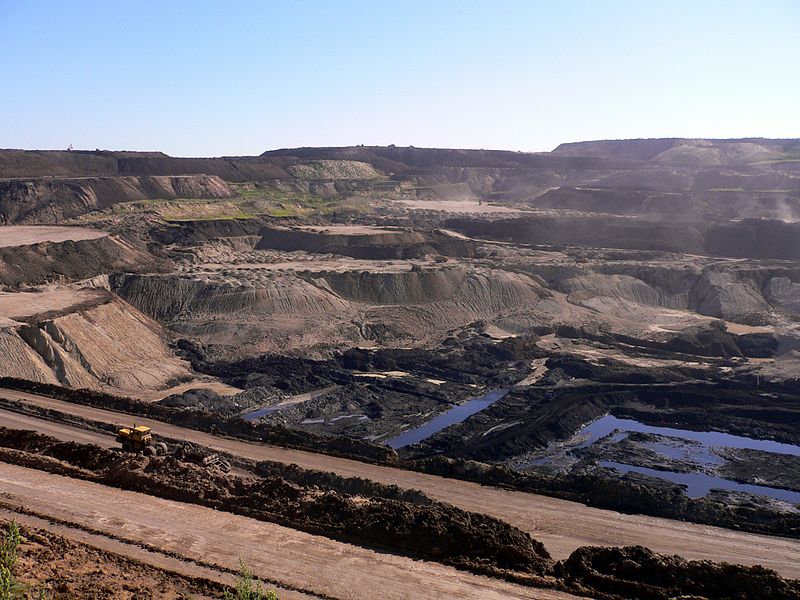 800px-coal_mine_in_inner_mongolia_002