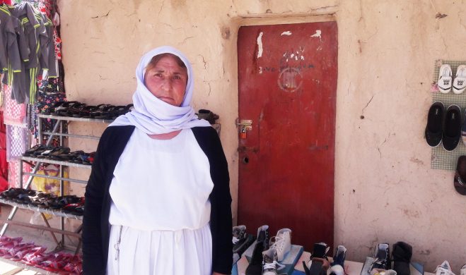 mirjam_har_ikke_rad_til_varelager_og_derfor_har_nabobutikken_indtaget_pladsen