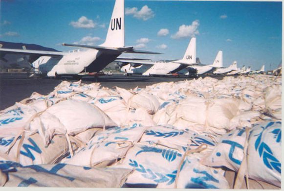 un_c-130_food_delivery_rumbek_sudan