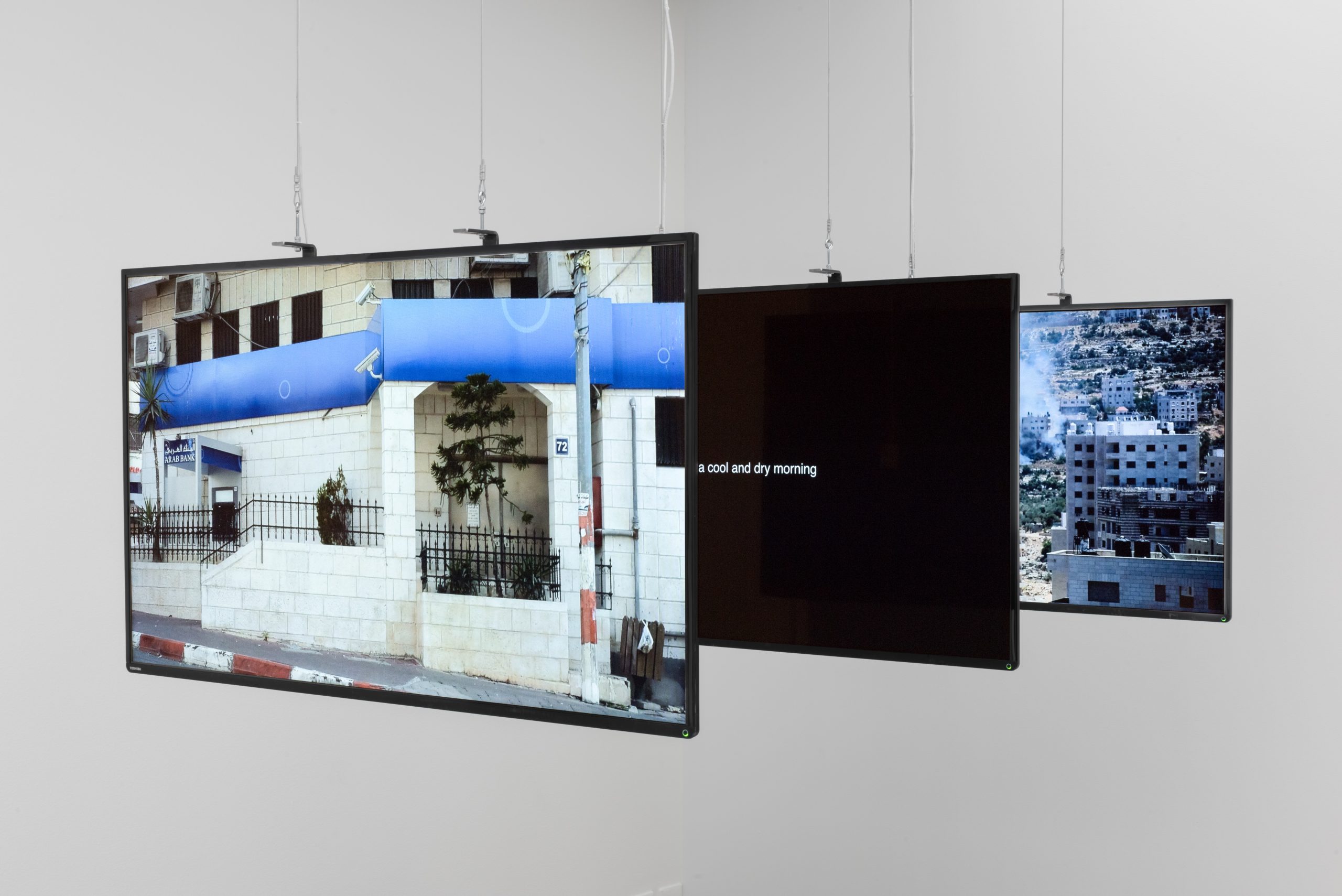 yazan-khalili-no-one-saw-the-colours_at-gl-strand_016_photo-by-david-stjernholm