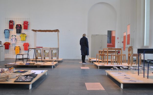 stef_forskellige_moebeldesign_til_lokale_forhold