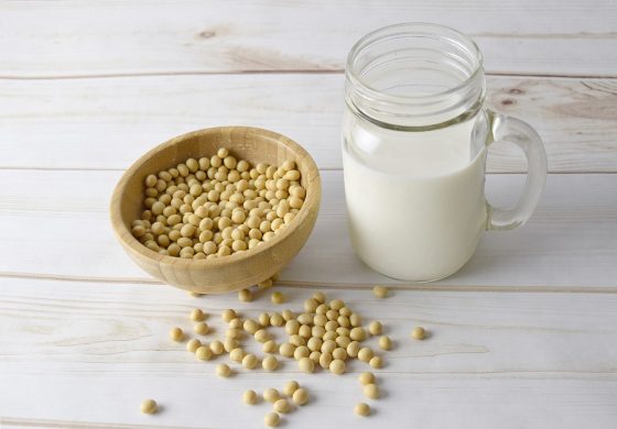 soy-milk-2263942_960_720