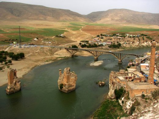 hasankeyf_and_river_dicle