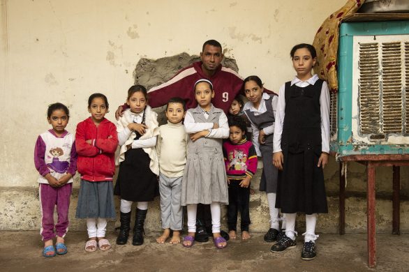 denne_familiefar_mistede_sin_bror_og_ma_nu_alene_tage_sig_af_sine_syv_egne_og_brorens_fire_born