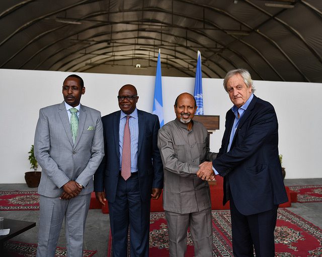 30137957947_2d16880fb9_z