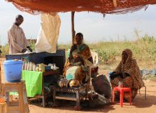 christian_soerensen_adra_sudan_tesaelgersker