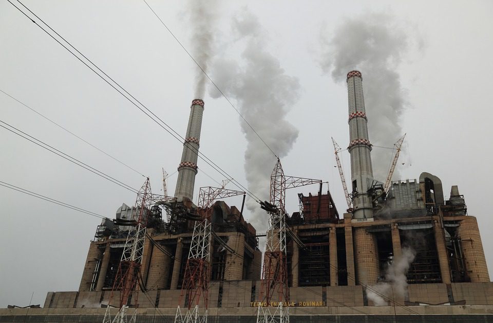 oliekraftvaerk_pixabay