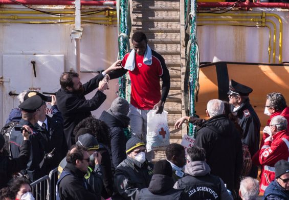 gettyimages-1091890726_sicilien_fabrizio_villa