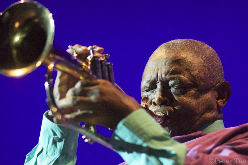 39888064301_1806003679_c