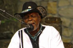 35697704775_9ac40afaf0_k_crop2