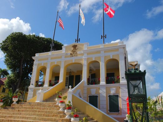 govt_house_m_flag